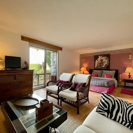 Familial Avec Terrasse Panoramique Et Cheminee, Ideal Pour Randonnees Pres De - Fr-1-582-355 *